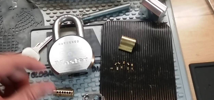 Rekey Master Lock in Newark
